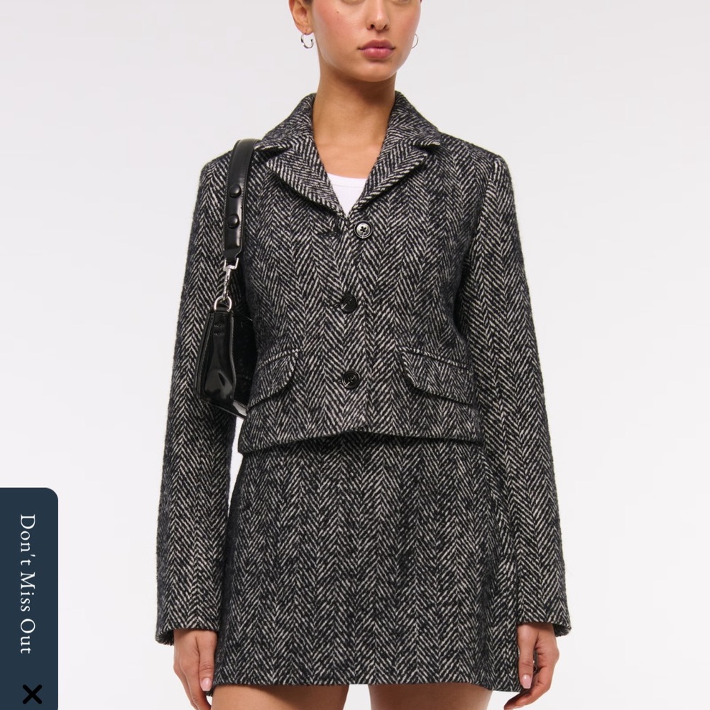Abercrombie & Fitch Black and Gray Mini Skirt